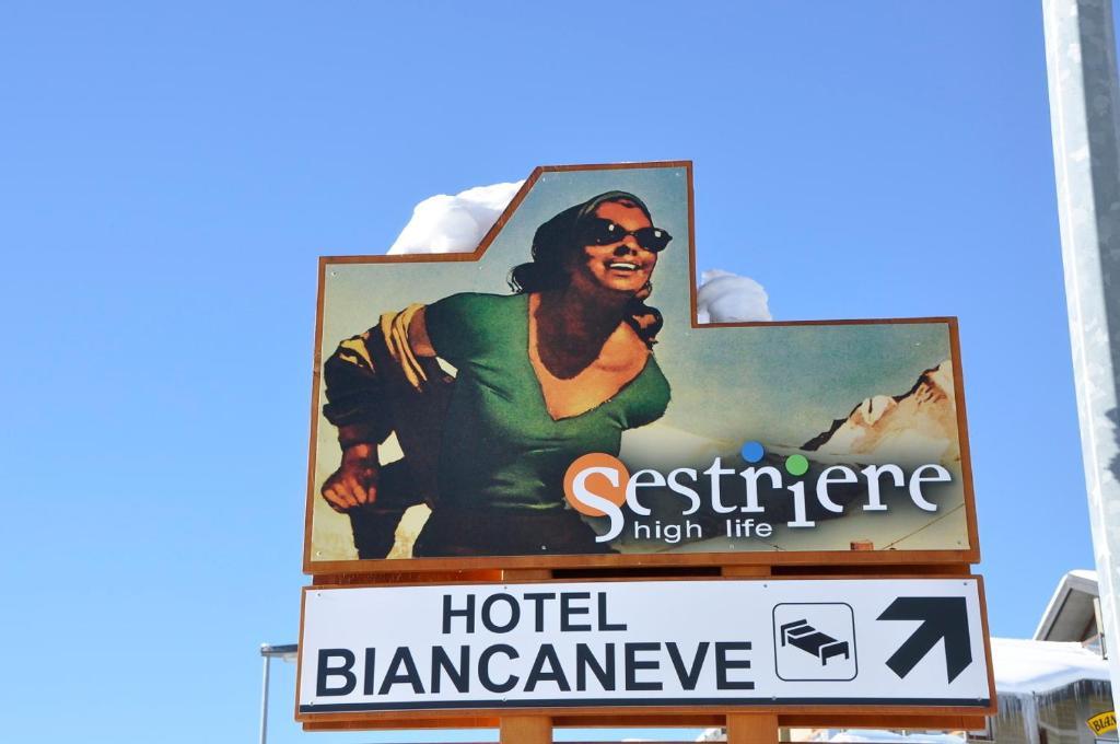 Hotel Biancaneve Colle Colle Sestriere Exteriör bild